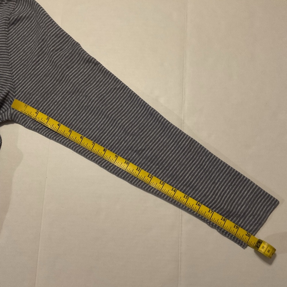 Johnnie O Hangin’ Out Men’s Pullover Gray Striped Quarter Zip - Picture 5 of 11